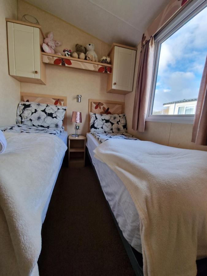 Вилла Caravan In The Cotswolds Сайренстер Экстерьер фото